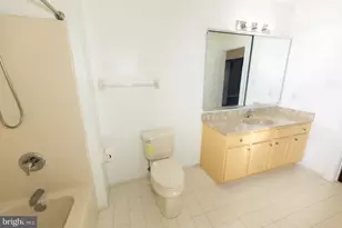 100 Summerbrooke Ct, Sicklerville, NJ 08081 - Photo 60
