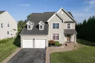 100 Summerbrooke Ct, Sicklerville, NJ 08081 - Photo 1