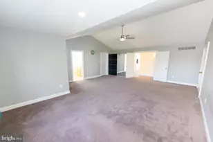 100 Summerbrooke Ct, Sicklerville, NJ 08081 - Photo 24