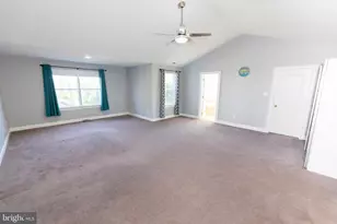 100 Summerbrooke Ct, Sicklerville, NJ 08081 - Photo 22