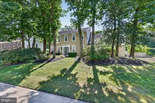 18 Burnham Ln, Voorhees, NJ 08043 - Photo 2