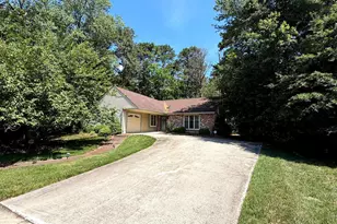 32 Battery Hill Dr, Voorhees, NJ 08043 - Photo 1