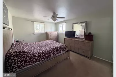 301 Fairmount Avenue, Gloucester Township, NJ 08012 - Photo 10