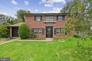 2310 S Cuthbert Dr, Lindenwold, NJ 08021 - Photo 1