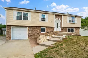 131 Sturbridge Dr, Sicklerville, NJ 08081 - Photo 4