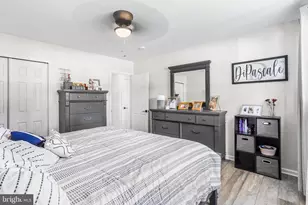 100 Bowling Green Dr, Voorhees, NJ 08043 - Photo 12