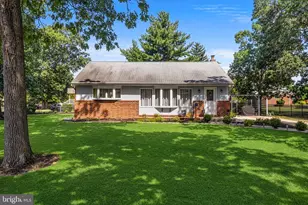 100 Bowling Green Dr, Voorhees, NJ 08043 - Photo 1