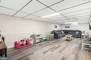 100 Bowling Green Dr, Voorhees, NJ 08043 - Photo 14