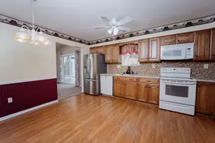 28 Cherry Cir, Gloucester Township, NJ 08012 - Photo 6