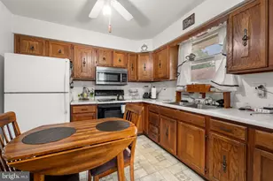 160 Elmtowne Blvd, Hammonton, NJ 08037 - Photo 8
