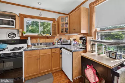 109 W Evesham Avenue, Magnolia, NJ 08049 - Photo 6