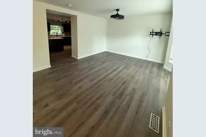 4 Coachlight Drive #4, Sicklerville, NJ 08081 - Photo 2