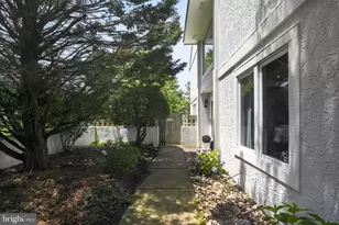 12 Thoreau Ct, Cherry Hill, NJ 08003 - Photo 4