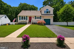 109 Saint Moritz, Sicklerville, NJ 08081 - Photo 2