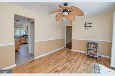 109 Saint Moritz, Sicklerville, NJ 08081 - Photo 10