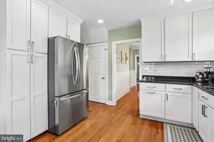 109 E Oakland Ave, Haddon Township, NJ 08107 - Photo 14