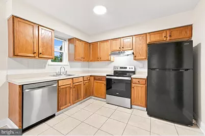155 Hampshire Road, Sicklerville, NJ 08081 - Photo 4