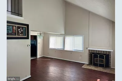 17 Parkhill Lane, Sicklerville, NJ 08081 - Photo 2