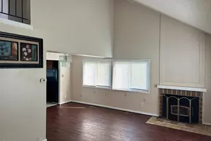 17 Parkhill Ln, Sicklerville, NJ 08081 - Photo 2