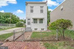 771 Ramona Gonzalez St, Camden, NJ 08103 - Photo 2