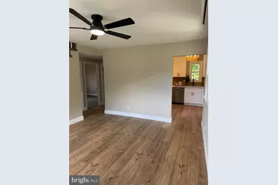 9 E Williams Avenue, Barrington, NJ 08007 - Photo 4