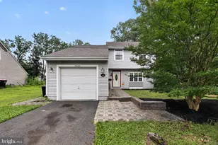 14 Crabapple Ct, Gloucester Township, NJ 08012 - Photo 1