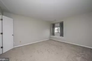 504 Britton Pl, Voorhees, NJ 08043 - Photo 10