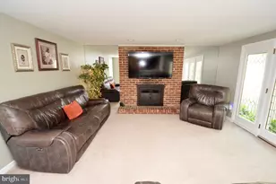 423 Old Orchard Rd, Cherry Hill, NJ 08003 - Photo 10