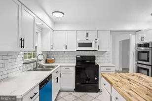 4 Arcadian Dr, Sicklerville, NJ 08081 - Photo 14
