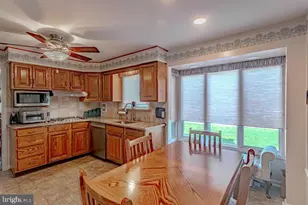 2 Bellows Ln, Cherry Hill, NJ 08002 - Photo 10