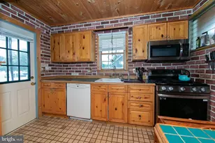 218 N Warwick Rd, Magnolia, NJ 08049 - Photo 20