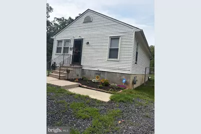 102 New Jersey Avenue, Waterford Township, NJ 08004 - Photo 1