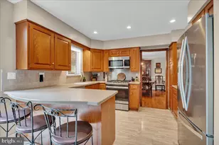 23 Hartley Ln, Voorhees, NJ 08043 - Photo 14