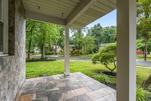 108 Kingswood Ct, Cherry Hill, NJ 08034 - Photo 10