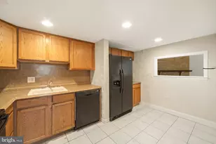 909 Timber Creek Rd, Lindenwold, NJ 08021 - Photo 6