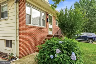 21 E Walnut Ave, Haddon Township, NJ 08108 - Photo 4