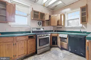 431 Albany Ave, Haddon Township, NJ 08108 - Photo 10