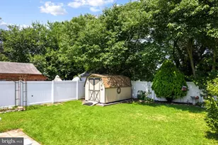 9 Moore Ave, Barrington, NJ 08007 - Photo 32