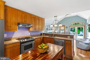 9 Moore Ave, Barrington, NJ 08007 - Photo 10