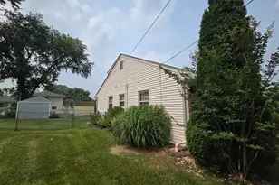 61 E Kraft Ave, Haddon Township, NJ 08107 - Photo 8