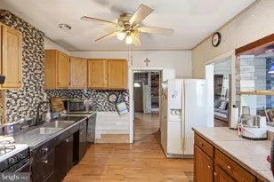 127 E Church St, Gloucester Township, NJ 08012 - Photo 12