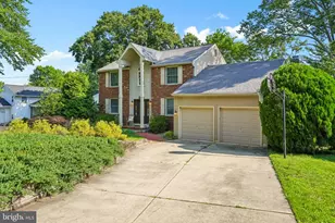 1709 Lark Ln, Cherry Hill, NJ 08003 - Photo 2