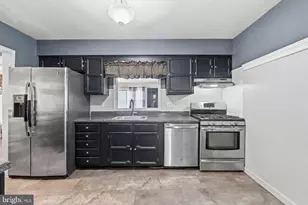 124 Dobbs Ave, Bellmawr, NJ 08031 - Photo 16
