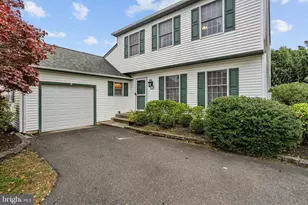 10 Orlando Dr, Sicklerville, NJ 08081 - Photo 1