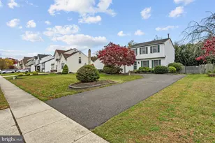 10 Orlando Dr, Sicklerville, NJ 08081 - Photo 2