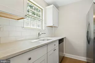 366 Tavistock, Cherry Hill, NJ 08034 - Photo 10