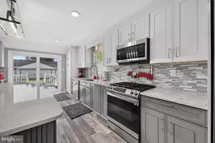 248 Dearborne Ave, Gloucester Township, NJ 08012 - Photo 10