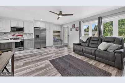 248 Dearborne Avenue, Gloucester Township, NJ 08012 - Photo 6