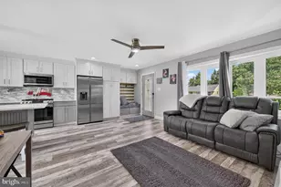 248 Dearborne Ave, Gloucester Township, NJ 08012 - Photo 6