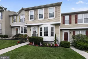 81 Pebble Ln, Gloucester Township, NJ 08012 - Photo 2